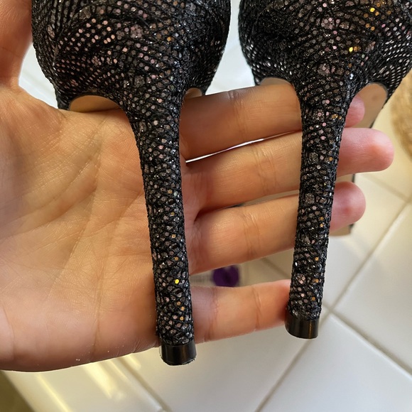 Stuart Weitzman Amelina Metallic Sandals size 8 - Picture 7 of 14